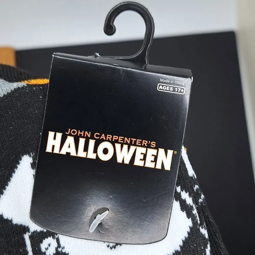 Michael Meyers Halloween socks 2 pair John Carpenters scary thriller accessory